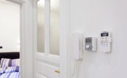 core-apartment-zagreb-hall-5